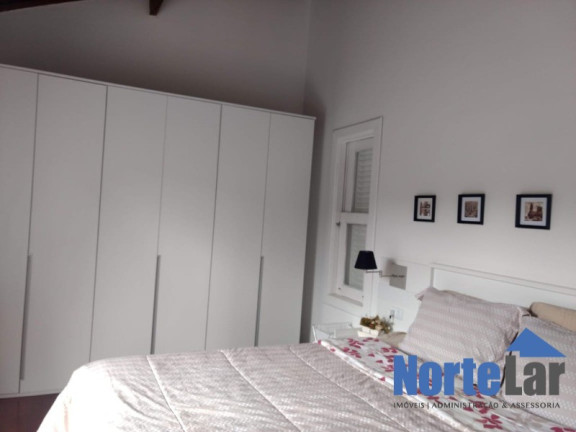 Imagem Sobrado com 3 Quartos à Venda, 253 m² em Vila Rosa - São Paulo