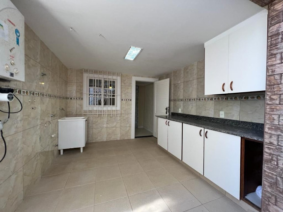 Imagem Casa com 5 Quartos à Venda, 400 m² em Golfe - Teresópolis Imagem Casa com 5 Quartos à Venda, 400 m² em Golfe - Teresópolis
