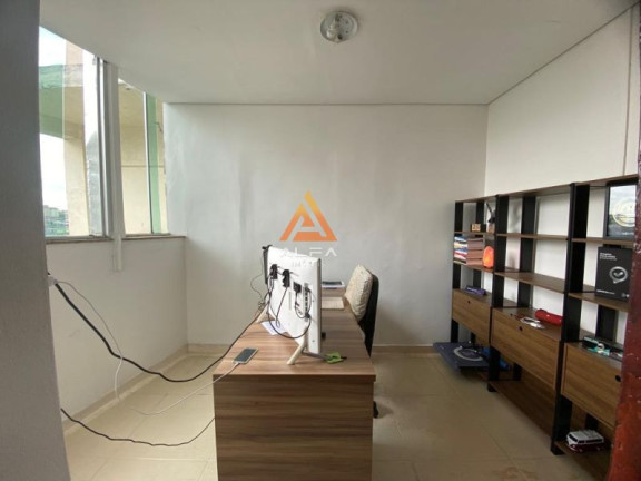 Imagem Apartamento com 2 Quartos à Venda, 225 m²