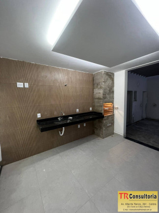 Imagem Casa com 3 Quartos à Venda, 180 m² em Campos Dos Goytacazes Imagem Casa com 3 Quartos à Venda, 180 m² em Campos Dos Goytacazes