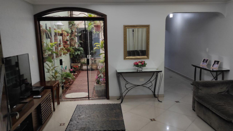 Imagem Casa com 4 Quartos à Venda, 230 m² em Parque Oratório - Santo André Imagem Casa com 4 Quartos à Venda, 230 m² em Parque Oratório - Santo André