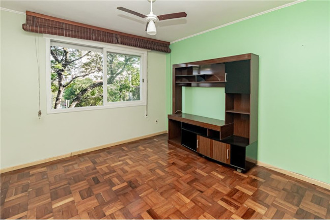 Imagem Imóvel com 2 Quartos à Venda, em Petrópolis - Porto Alegre Imagem Imóvel com 2 Quartos à Venda, em Petrópolis - Porto Alegre
