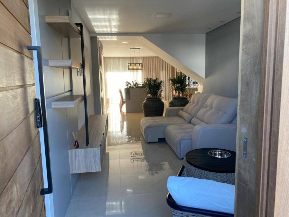 Imagem Casa com 3 Quartos à Venda, 170 m² em Morrinhos - Bombinhas