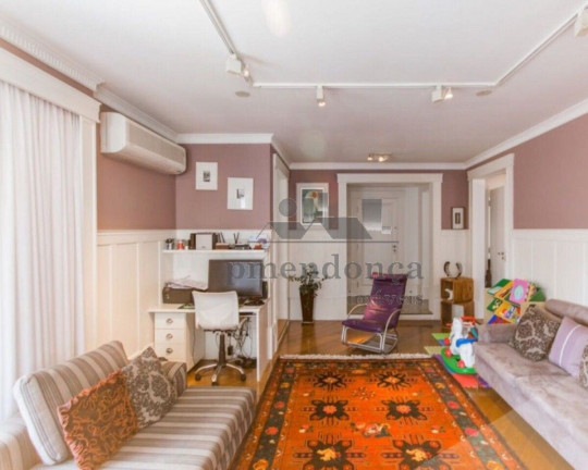Apartamento com 3 Quartos à Venda, 197 m² em Santa Cecília - São Paulo