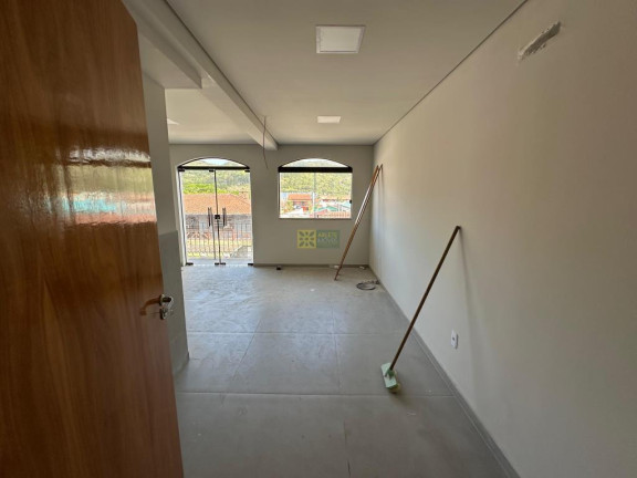 Sala Comercial à Venda, 31 m² em Centro - Porto Belo
