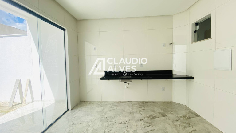 Imagem Casa com 3 Quartos à Venda, 99 m² em Parque Ipê - Feira De Santana