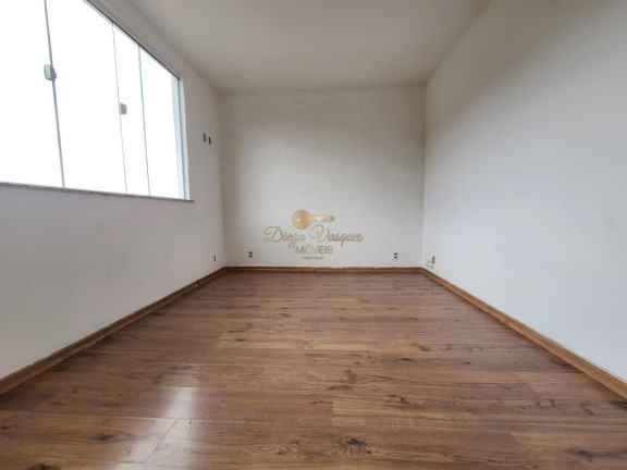 Imagem Casa com 4 Quartos à Venda, 216 m² em Albuquerque - Teresópolis
