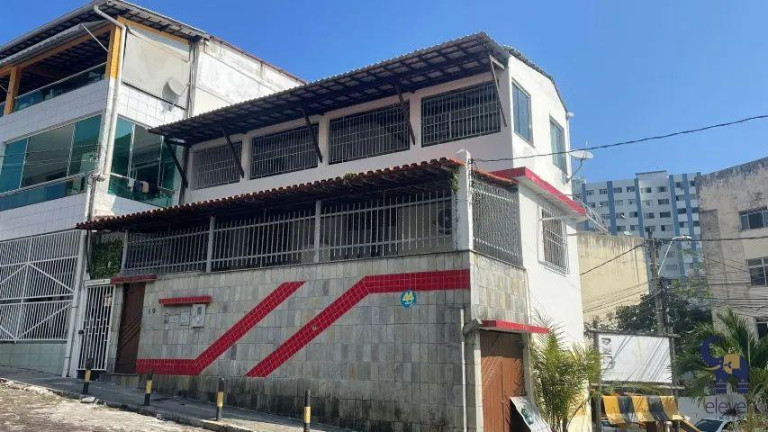 Casa com 3 Quartos à Venda, 220 m² em Acupe - Salvador