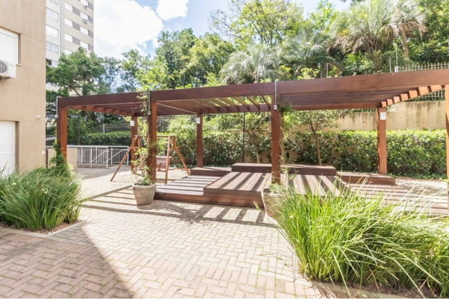 Imagem Imóvel com 3 Quartos à Venda,  em Jardim Carvalho - Porto Alegre