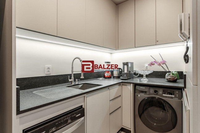 Imagem Apartamento com 1 Quarto à Venda, 63 m² em Centro - Florianópolis