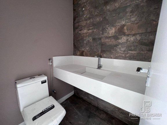 Imagem Casa com 3 Quartos à Venda, 178 m² em Albuquerque - Teresópolis