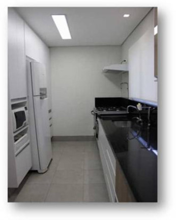Imagem Casa com 3 Quartos à Venda, 242 m² em Mirandópolis - São Paulo