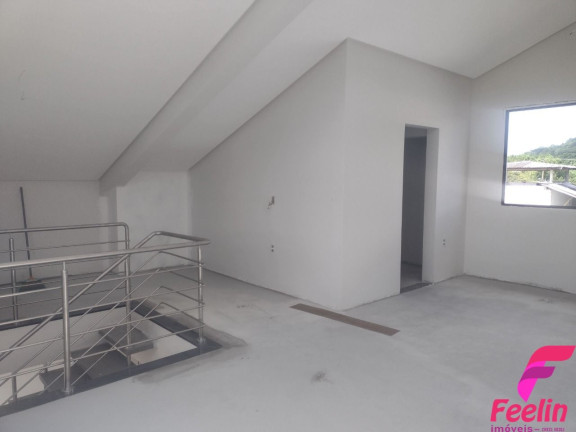 Imagem Casa com 3 Quartos à Venda, 186 m² em Rio Tavares - Florianópolis Imagem Casa com 3 Quartos à Venda, 186 m² em Rio Tavares - Florianópolis