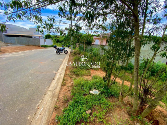 Imagem Terreno à Venda, 304 m² em Centro - Extrema Imagem Terreno à Venda, 304 m² em Centro - Extrema