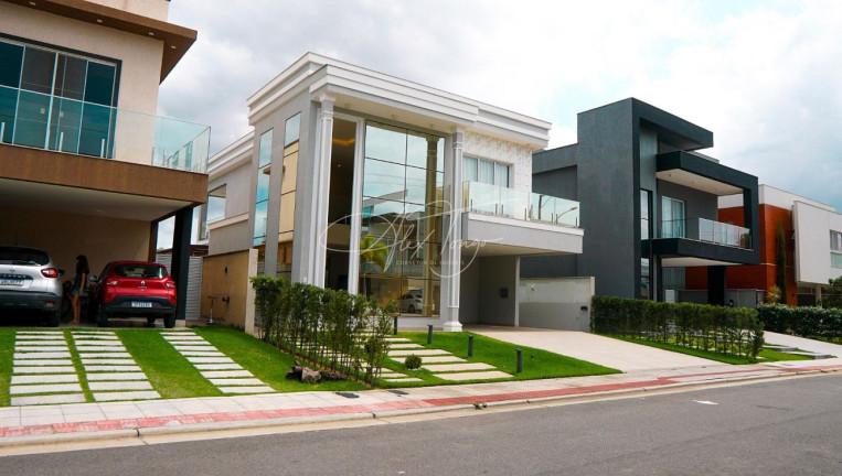 Casa com 4 Quartos à Venda, 310 m² em Boulevard Lagoa - Serra