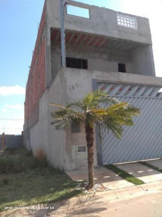 Imagem Casa à Venda, em Jardim Vitoria - Cotia Imagem Casa à Venda, em Jardim Vitoria - Cotia