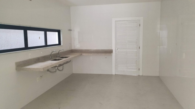 Imagem Casa com 6 Quartos à Venda, 380 m² em Barra Da Tijuca - Rio De Janeiro Imagem Casa com 6 Quartos à Venda, 380 m² em Barra Da Tijuca - Rio De Janeiro