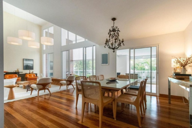 Imagem Imóvel com 4 Quartos à Venda, 350 m² em Campo Belo - São Paulo Imagem Imóvel com 4 Quartos à Venda, 350 m² em Campo Belo - São Paulo