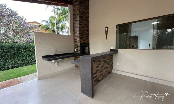 Imagem Casa de Condomínio com 4 Quartos à Venda, 330 m² em Residencial Aldeia Do Vale - Goiânia