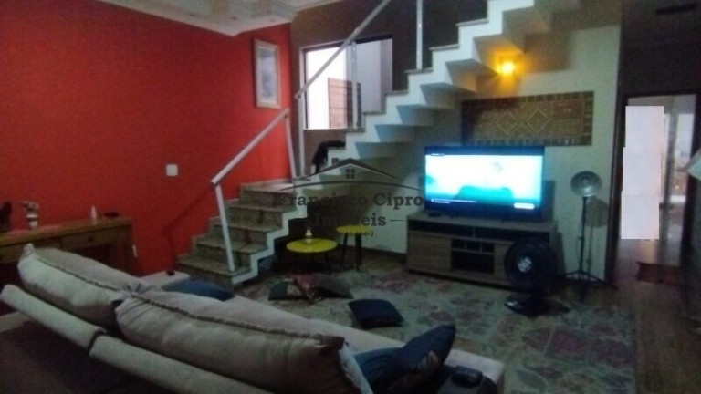 Imagem Sobrado com 2 Quartos à Venda, 205 m² em Vila Roma - Roseira
