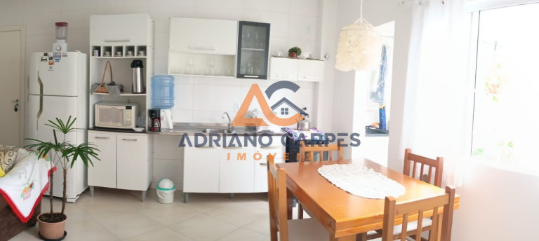 Imóvel com 2 Quartos para Alugar ou Temporada, 56 m² em Meia Praia - Navegantes