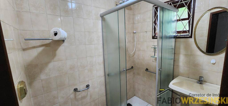Imagem Sobrado com 4 Quartos para Alugar, 200 m² em Anita Garibaldi - Joinville