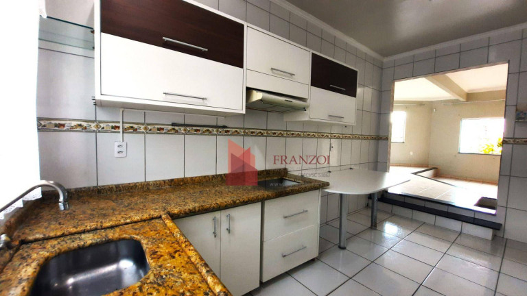 Imagem Sobrado com 4 Quartos à Venda, 350 m² em Dom Bosco - Itajaí Imagem Sobrado com 4 Quartos à Venda, 350 m² em Dom Bosco - Itajaí