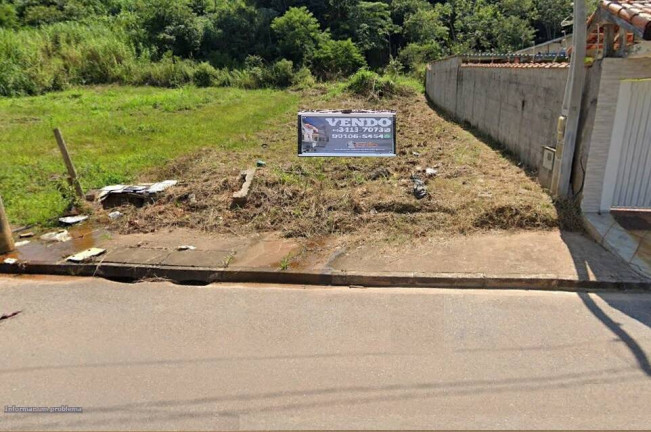 Terreno à Venda, 300 m² em Residencial Estoril - Taubaté
