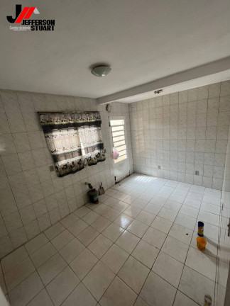 Imagem Casa com 2 Quartos à Venda,  em Vila Dos Comerciários Ii - Guaratinguetá