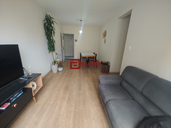 Apartamento com 2 Quartos à Venda, 66 m² em Centro - Florianópolis