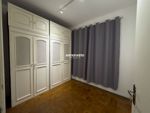 Imagem Casa com 3 Quartos à Venda, 240 m² em Centro - Franca