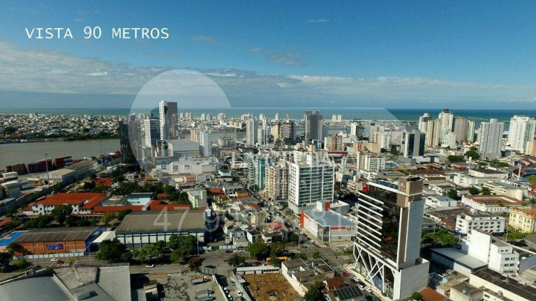 Terreno à Venda, 1.369 m² em Centro - Itajaí