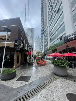 Imagem Sala Comercial à Venda, 640 m² em Centro - Balneário Camboriú Imagem Sala Comercial à Venda, 640 m² em Centro - Balneário Camboriú