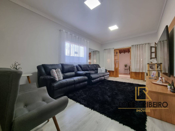 Imagem Casa à Venda, em Vila Carmelo - Botucatu Imagem Casa à Venda, em Vila Carmelo - Botucatu