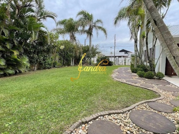 Imagem Casa com 3 Quartos à Venda, 167 m² em Centro - Xangri-la