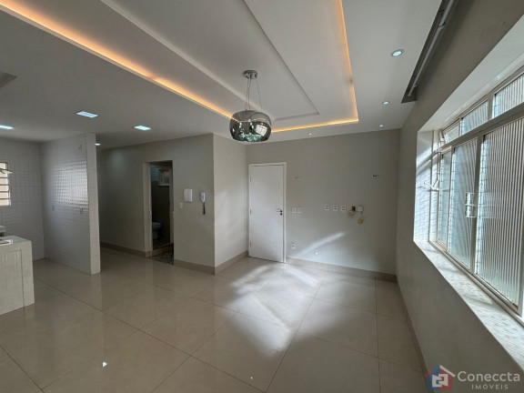 Apartamento com 3 Quartos para Alugar, 85 m² em Centro - Patos De Minas