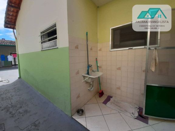 Imagem Casa com 3 Quartos à Venda, 300 m² em Jardim Rony - Guaratinguetá Imagem Casa com 3 Quartos à Venda, 300 m² em Jardim Rony - Guaratinguetá