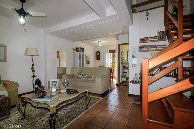 Imagem Casa com 3 Quartos à Venda, 115 m² em Cavalhada - Porto Alegre