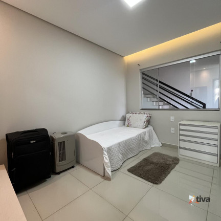 Imagem Casa com 3 Quartos à Venda, 123 m²