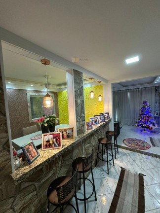 Imagem Casa de Condomínio com 5 Quartos à Venda, 300 m² em Manoel Plaza - Serra