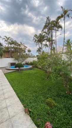 Imagem Casa com 3 Quartos à Venda, 332 m² em Flórida - Praia Grande Imagem Casa com 3 Quartos à Venda, 332 m² em Flórida - Praia Grande
