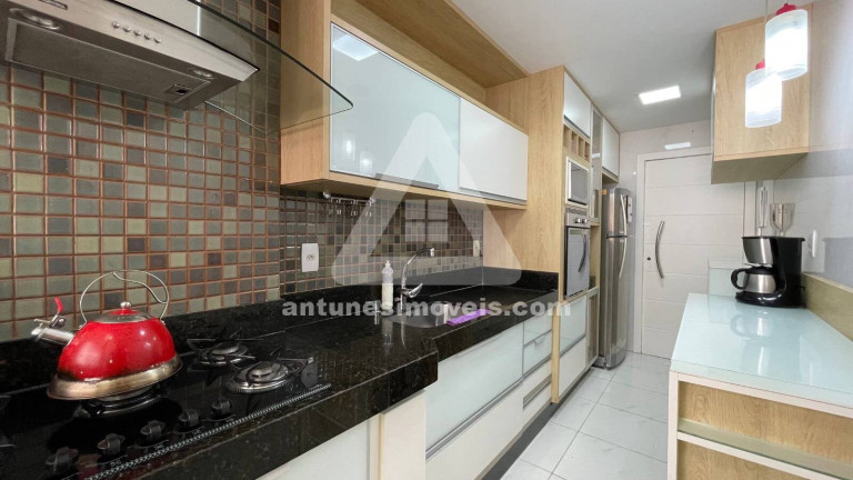 Imagem Apartamento com 2 Quartos à Venda, 80 m² em Praia Do Forte - Cabo Frio