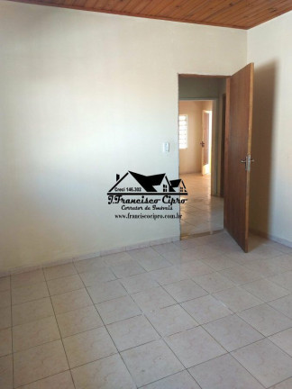 Imagem Casa com 2 Quartos à Venda, 99 m² em Santa Luzia - Guaratinguetá Imagem Casa com 2 Quartos à Venda, 99 m² em Santa Luzia - Guaratinguetá