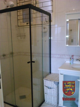 Imagem Casa com 5 Quartos à Venda,  em Estreito - Florianópolis
