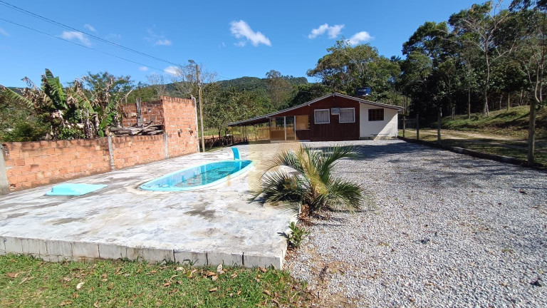 Imagem Imóvel com 2 Quartos à Venda, 35 m² em Espraiado - Paulo Lopes Imagem Imóvel com 2 Quartos à Venda, 35 m² em Espraiado - Paulo Lopes