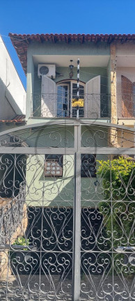 Imagem Casa com 4 Quartos à Venda, 385 m² em Vila Canero - São Paulo