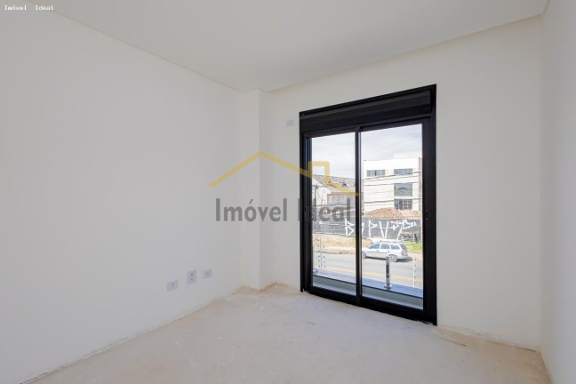 Imagem Casa com 3 Quartos à Venda, 131 m² em Hauer - Curitiba