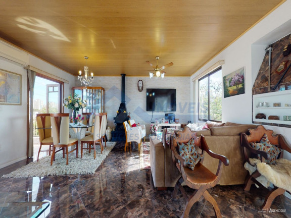 Imagem Imóvel com 3 Quartos à Venda, 195 m² em Cristo Redentor - Porto Alegre