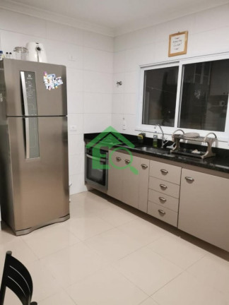Imagem Sobrado com 3 Quartos à Venda, 125 m² em Vila Isa - São Paulo