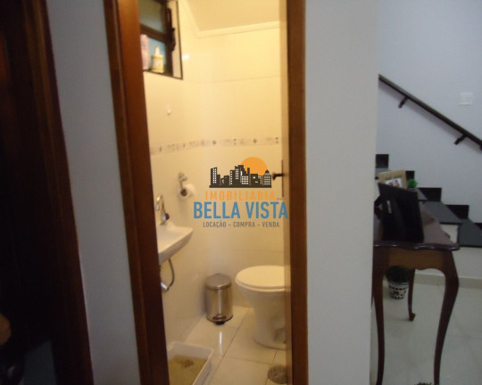 Imagem Sobrado com 3 Quartos à Venda, em Vila Valença - São Vicente Imagem Sobrado com 3 Quartos à Venda, em Vila Valença - São Vicente